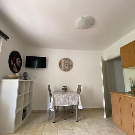 Anna Iii Apartament